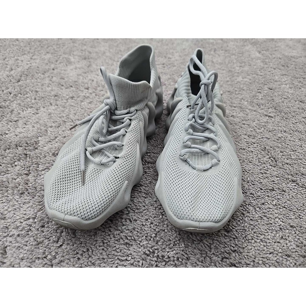 Adidas Yeezy Shoes Mens 10 US Gray Lace Up Low Top 450 Cloud Athleisure Casual